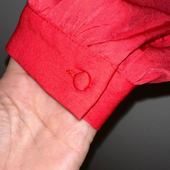 Express Blouse in Deep Coral Size S BNWT - Picture 6 of 7